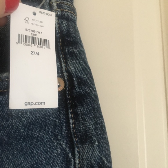 Gap high destructed rise cheeky straight jeans 27โ - Picture 5 of 9